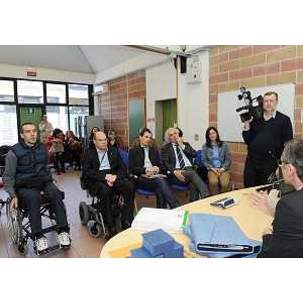 Vladimir Kosic (Assessore Salute e Politiche sociali FVG) con Remo Sernagiotto e Christian Ragger (Assessori Salute e Politiche sociali Veneto e Carinzia) all'Ufficio H della Comunità Piergiorgio. (Udine 25/03/11)