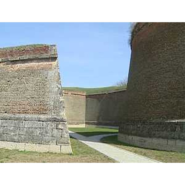 L'antica fortezza di Alba Iulia. (Alba Iulia 25/03/11)