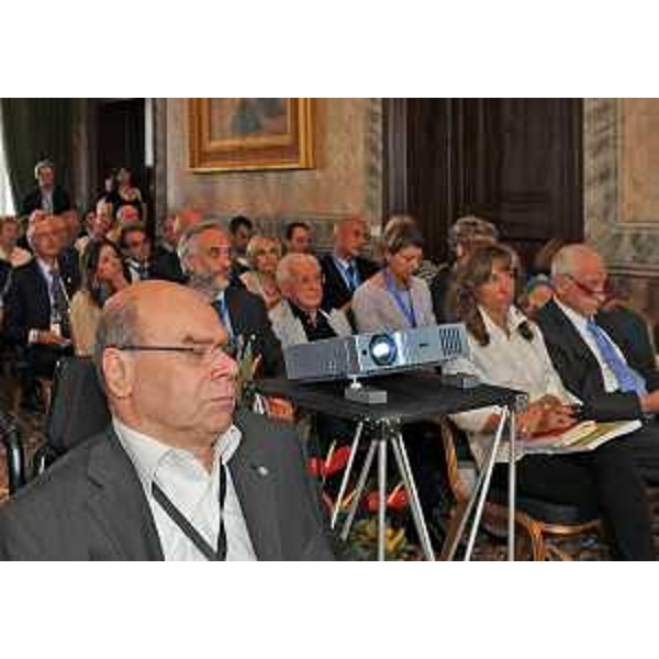 Vladimir Kosic (Assessore regionale Salute) al convegno "L'oncologia motore dell'innovazione in sanità". (Udine 20/05/11)