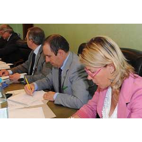 Federica Seganti (Assessore regionale alle attività produttive, delegato alla polizia locale e sicurezza) durante la seduta della Giunta regionale. (Trieste, 30/06/11)
