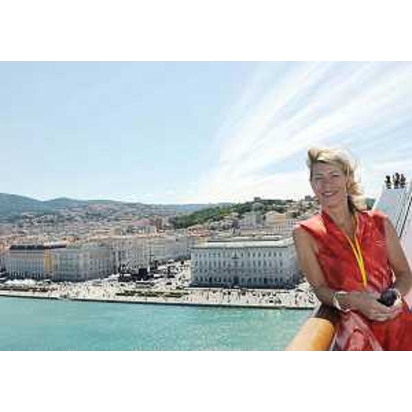 Federica Seganti (Assessore regionale Attività produttive) a bordo della "Favolosa" nella giornata inaugurale. (Trieste 02/07/11)