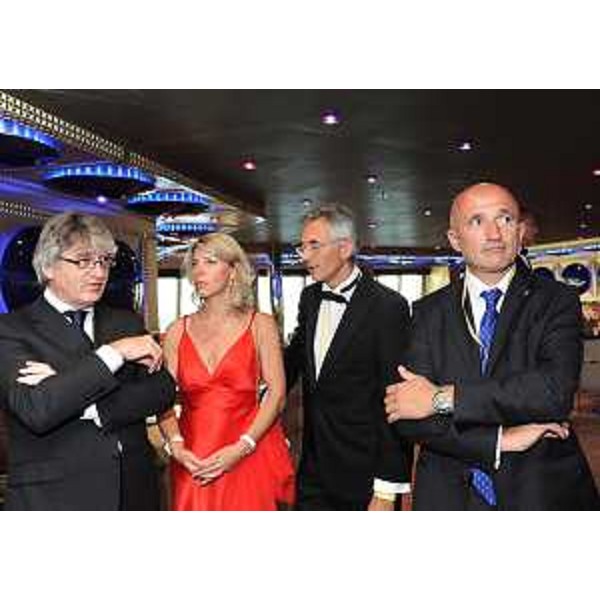 Renzo Tondo (Presidente Friuli Venezia Giulia) e Federica Seganti (Assessore regionale Attività produttive) a bordo della "Favolosa" nella giornata inaugurale. (Trieste 02/07/11)