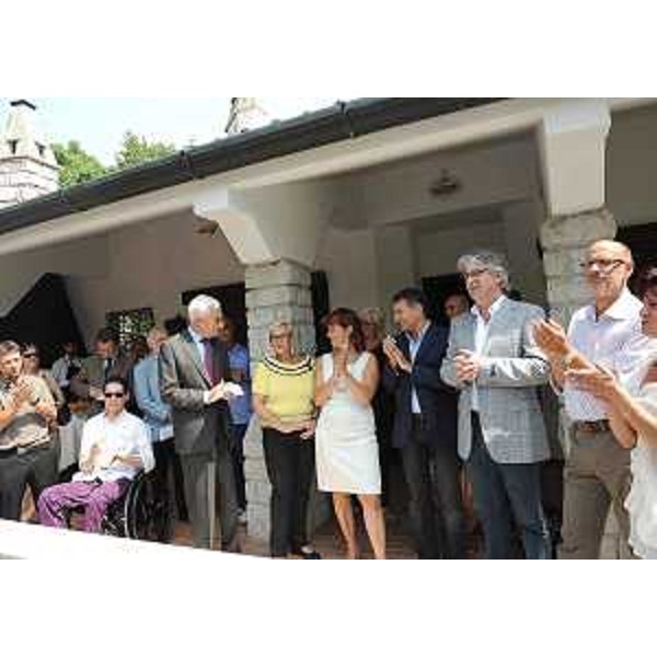 Renzo Tondo (Presidente Friuli Venezia Giulia), Piero Camber (Consigliere regionale) e Carlo Grilli (Consigliere Comune Trieste) all'inaugurazione del Centro polifunzionale Microcosmo, dell'Associazione I Girasoli Onlus, a Opicina. (Trieste 07/07/11)
