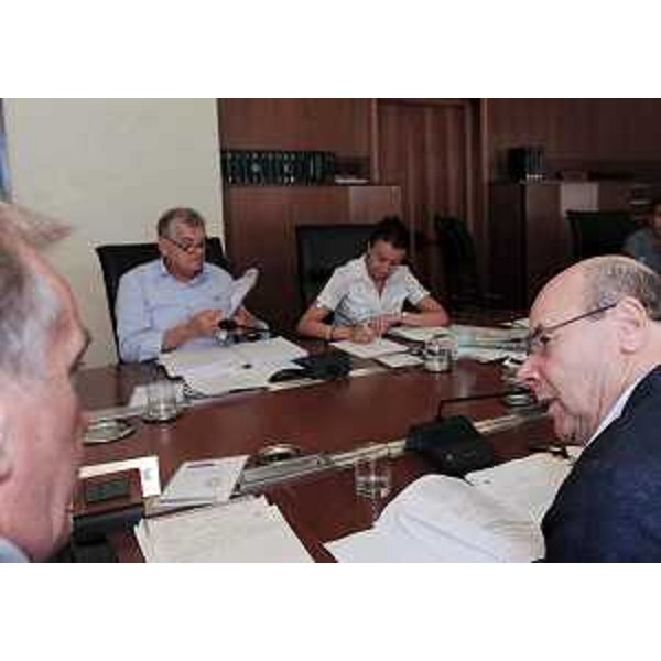 Vladimir Kosic (Assessore regionale Salute, Integrazione socio sanitaria e Politiche sociali) durante i lavori della I Commissione, in Consiglio regionale. (Trieste 14/07/11)