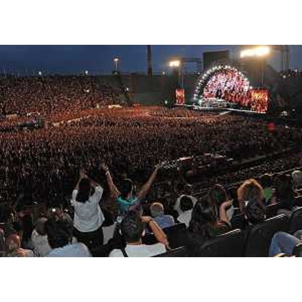 Lo Stadio Friuli durante il concerto di Jon Bon Jovi. (Udine 17/07/11)