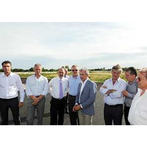 Renzo Tondo (Presidente Friuli Venezia Giulia) visita la zona artigianale di Cividale del Friuli con Attilio Vuga (Ex sindaco Cividale), Graziano Tilatti (Presidente Confartigianato FVG), Alessandro Colautti e Roberto Novelli (Consiglieri regionali). (Cividale del Friuli 19/07/11)