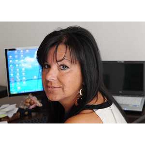 Angela Brandi (Assessore regionale Lavoro) alla presentazione dell'iniziativa che estenderà l'assunzione per Lavori di Pubblica Utilità-LPU ai giovani tra 15 e 35 anni d'età. (Trieste 21/07/11)
