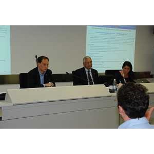 Luca Ciriani (Vicepresidente Friuli Venezia Giulia) e Alessandro Giacchetti (Prefetto Trieste) incontrano i sindaci dei Comuni delle province di Gorizia, Pordenone e Trieste sulla gestione dell'emergenza profughi. (Palmanova 22/07/11)