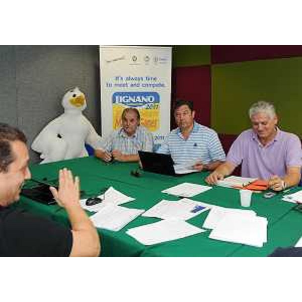 L'incontro tra rappresentanti dell' IMGA-International Masters Games Association e Comitato organizzatore dei Giochi europei "European Masters Games (EMG)". (Lignano 27/07/11)