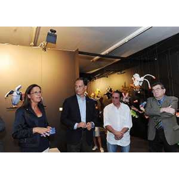 Teresa Totis (Assessore Ambiente Fagagna), Luca Ciriani (Vicepresidente FVG e Assessore regionale Ambiente), Alfredo Pecile (Artista) e Aldo Burelli (Sindaco Fagagna) all'inaugurazione della mostra "Schegge quotidiane". (Fagagna 27/08/11)