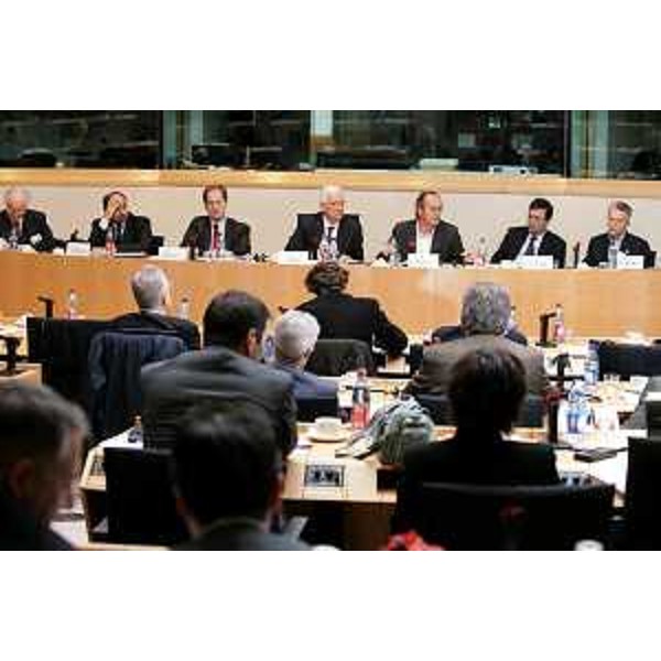 Riccardo Illy (Presidente Regione Friuli Venezia Giulia) ritratto nel corso della riunione a Bruxelles. (Bruxelles 10/01/07)