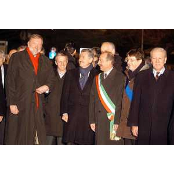 Riccardo Illy (Presidente Regione Friuli Venezia Giulia) con Massimo D'Alema (Vicepresidente del Consiglio e Ministro per gli Affari Esteri) e Dimitrij Rupel (Ministro degli Esteri sloveno) ritratti in occasione della visita a Gorizia del Ministro D'Alema. (Gorizia, 09/01/07)