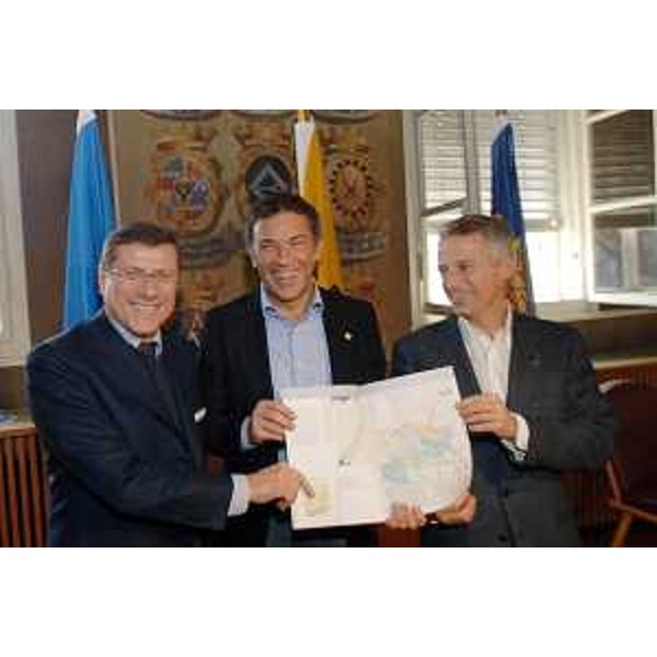 Riccardo Illy (Presidente Regione Friuli Venezia Giulia) con Fabio Gava (Assessore del Veneto) e Joerg Haider (Governatore della Carinzia) ritratti in occasione della riunione sul Corridoio Adriatico. (Klagenfurt 11/01/07)
