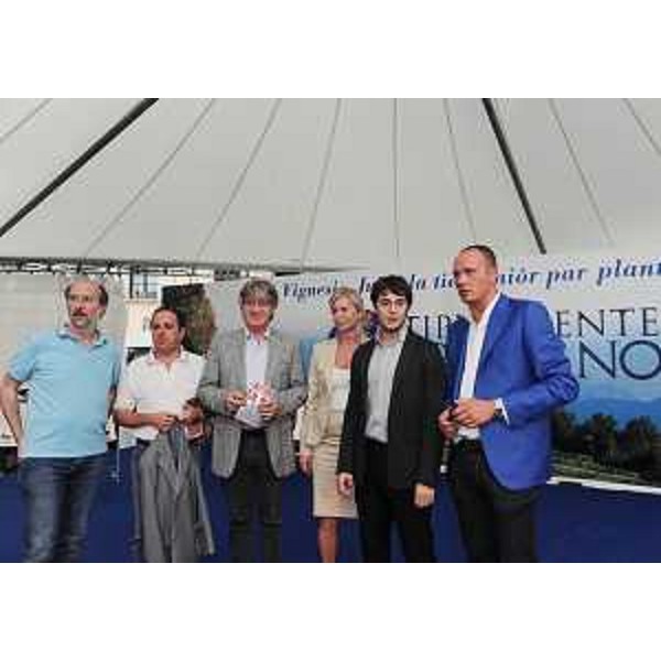 Riccardi (Assessore regionale Viabilità e Trasporti), Violino (Assessore regionale Risorse rurali), Tondo (Presidente Friuli Venezia Giulia), Savino (Assessore regionale Finanze), Pagliaro (Scrittore) e Cerno (Giornalista) alla presentazione del libro "Trieste, la bella addormentata" di B. Pagliaro. (Udine 17/09/11)