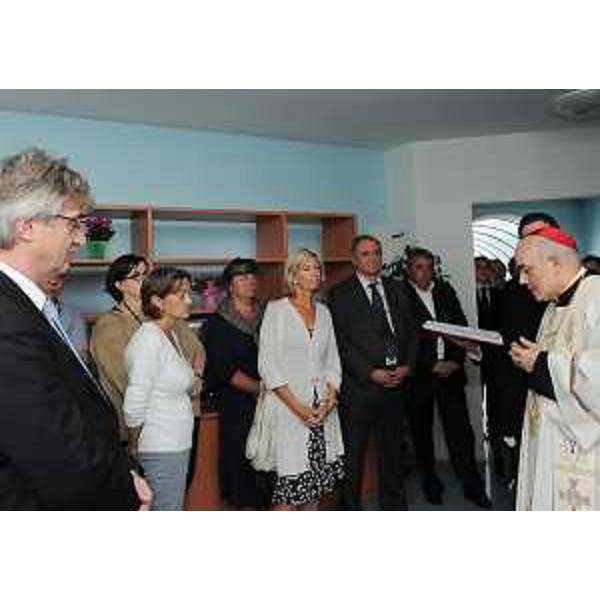 Renzo Tondo (Presidente Friuli Venezia Giulia) all'inaugurazione della ristrutturata cappella della Casa di riposo. (Tolmezzo 29/09/11)