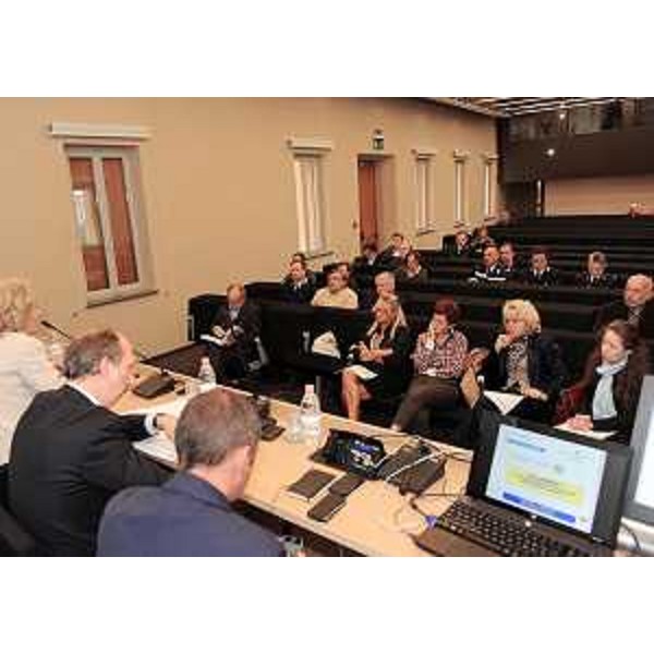 I lavori di presentazione del progetto scolastico di sicurezza stradale "SicuraMENTE" per i Comuni del mandamento di Codroipo. (Villa Manin di Passariano 11/10/11)
