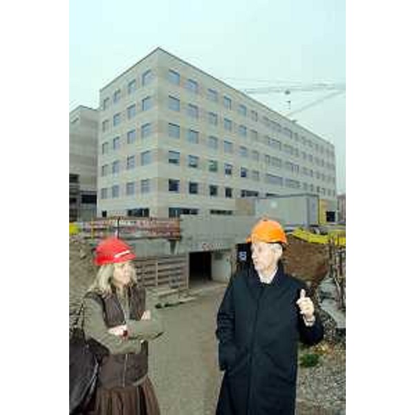 Riccardo Illy (Presidente Friuli Venezia Giulia) durante la visita ai cantieri della nuova sede della Regione di via Volturno a Udine. (Udine 18/01/07)