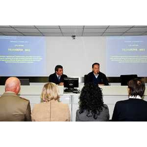 Francesco Martines (Sindaco Palmanova) e Luca Ciriani (Assessore regionale Protezione civile) alla presentazione di "PalmaNOVA 2011", grande esercitazione di Protezione civile prevista nei giorni 12-13 e 19-20 novembre a Palmanova. (Udine 11/11/11)