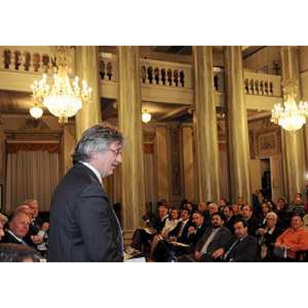 Intervento di Renzo Tondo (Presidente Friuli Venezia Giulia) all'assemblea di Unioncamere FVG, nella sede della Camera di Commercio. (Trieste 11/11/11)