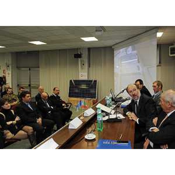 Riccardo Riccardi (Assessore regionale Infrastrutture) interviene all'Autoporto di Sant'Andrea all'inaugurazione di un nuovo impianto fotovoltaico. (Gorizia 25/11/11)