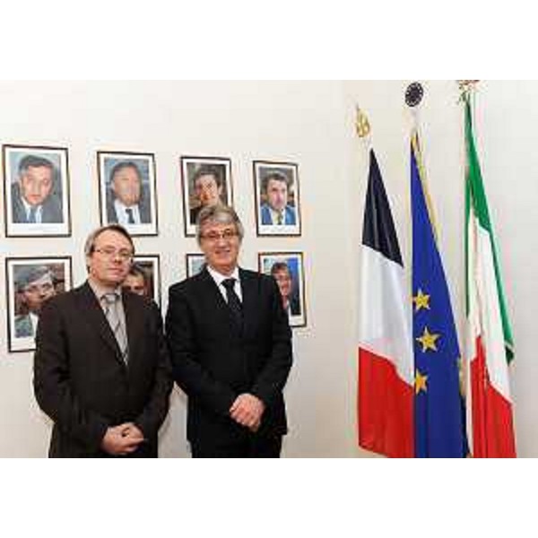 Joel Meyer (Console generale di Francia a Milano) e Renzo Tondo (Presidente Friuli Venezia Giulia), nella sede della Regione. (Trieste 30/11/11)