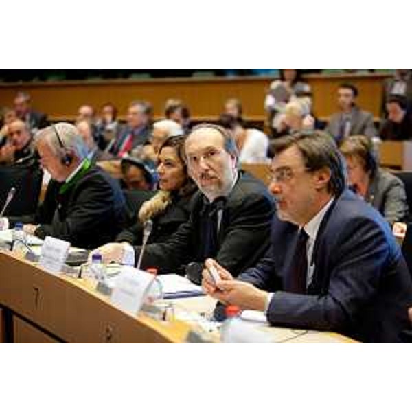 Gerhard Doerfler (Governatore Carinzia), Paola Gazzolo (Assessore Sicurezza territoriale e Protezione civile Emilia-Romagna), Riccardo Riccardi (Assessore Infrastrutture e Mobilità Friuli Venezia Giulia) e Renato Chisso (Assessore Trasporti e Infrastrutture Veneto) alla conferenza "Corridoio Baltico Europeo, unire l'Europa ed oltre ...". (Bruxelles 06/12/11)