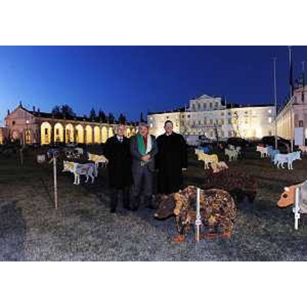 Elio De Anna (Assessore regionale Cultura) all'inaugurazione della terza edizione di "Presepi in Villa e gli animali del bosco di San Francesco". (Villa Manin di Passariano 06/12/11)