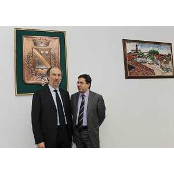 Riccardo Riccardi (Assessore regionale Infrastrutture e Mobilità) e Stefano Fabbro (Sindaco Flaibano). (Flaibano 17/12/11)
