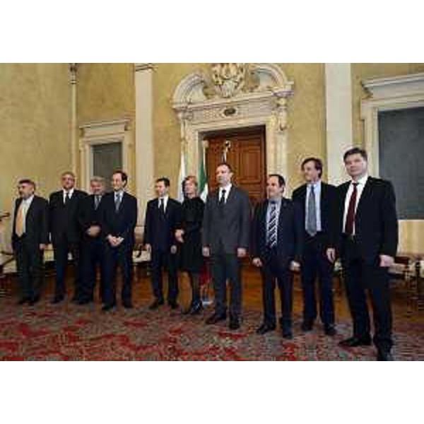 Luca Ciriani (Vicepresidente Friuli Venezia Giulia), e gli assessori Elio De Anna (Relazioni internazionali), Federica Seganti (Attività produttive), Claudio Violino (Risorse rurali), con la delegazione istituzionale della Regione russa di Chelyabinsk, nella sede della Regione. (Trieste 18/01/12)