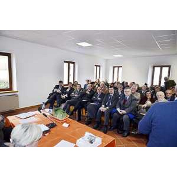 Claudio Violino (Assessore regionale Risorse rurali, agroalimentari e forestali) al convegno "Una verza al giorno ...", nell'ambito della Fiera di Sant'Antonio Abate, protettore dei contadini. (Feletto Umberto 21/01/12)