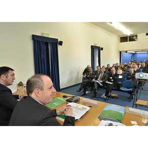 Claudio Violino (Assessore regionale Risorse rurali, agroalimentari e forestali) al convegno inaugurale della quarantasettesima edizione di Agriest "Qualità dell'agroalimentare tradizionale friulano ed economie di territorio". (Udine 27/01/12)