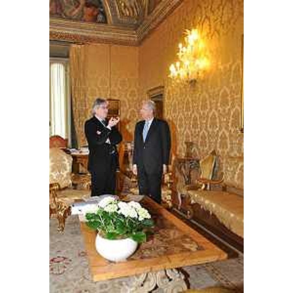 Renzo Tondo (Presidente Friuli Venezia Giulia) e Mario Monti (Capo Governo italiano) a Palazzo Chigi, sede della Presidenza del Consiglio dei Ministri. (Roma 02/02/12)