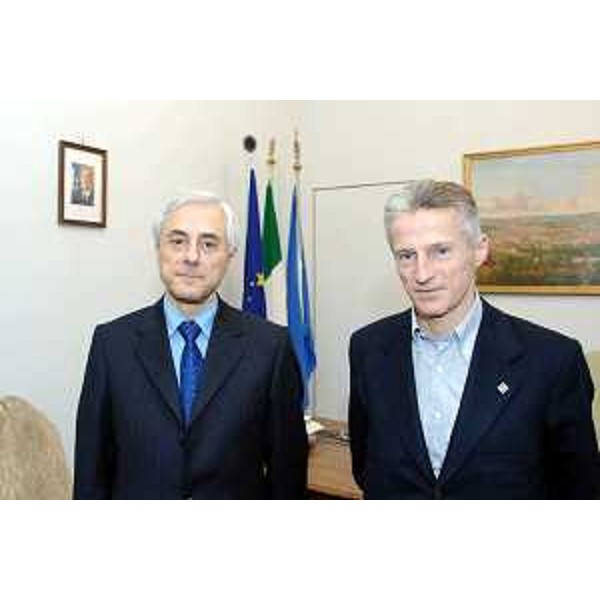 Riccardo Illy (Presidente Regione Friuli Venezia Giulia) riceve Giovanni Balsamo (nuovo Prefetto e Commissario di Governo in Friuli Venezia Giulia). (Trieste 06/02/07)