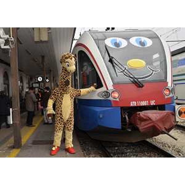 La festa per "Cesarino, il treno dei bimbi" alla stazione della FUC-Ferrovia Udine Cividale. (Cividale del Friuli 04/02/12)