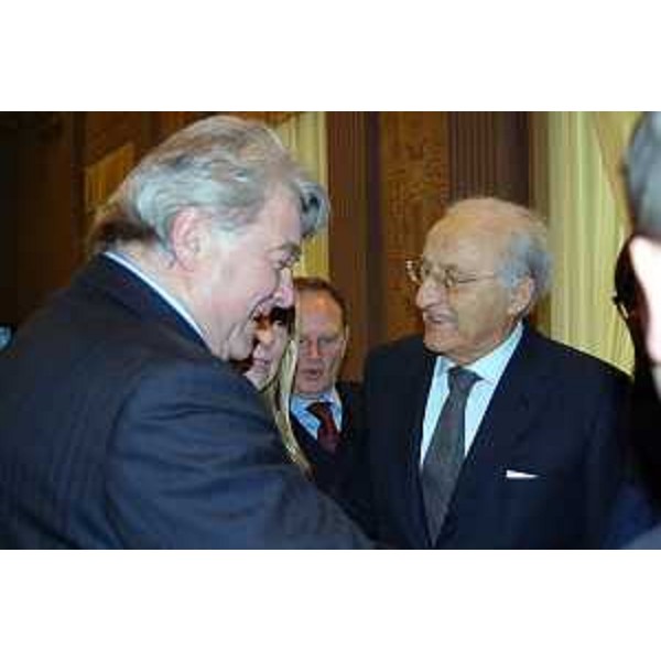 Elio De Anna (Assessore regionale e referente nazionale Sport Regioni) incontra Piero Gnudi (Ministro Affari regionali, Turismo e Sport). (Roma 08/02/12)