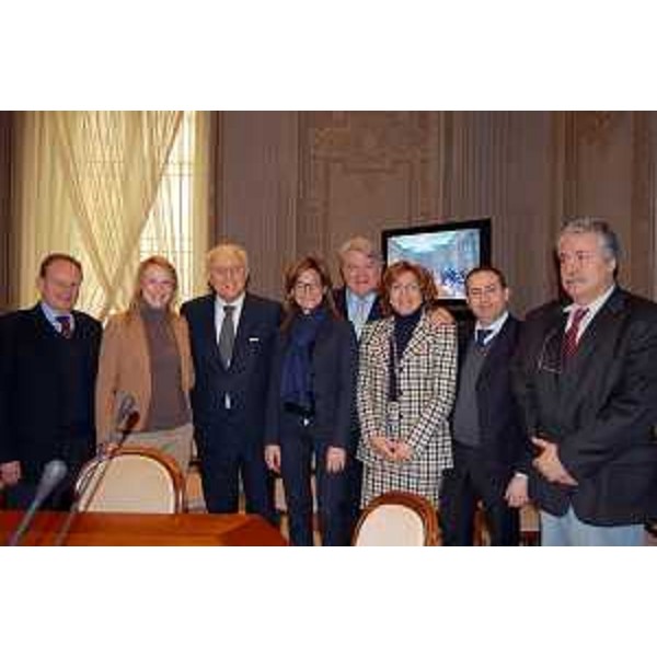 Piero Gnudi (Ministro Affari regionali, Turismo e Sport) ed Elio De Anna (Assessore regionale e referente nazionale Sport Regioni) alla riunione tra Governo e Coordinamento degli assessori regionali allo Sport. (Roma 08/02/12)