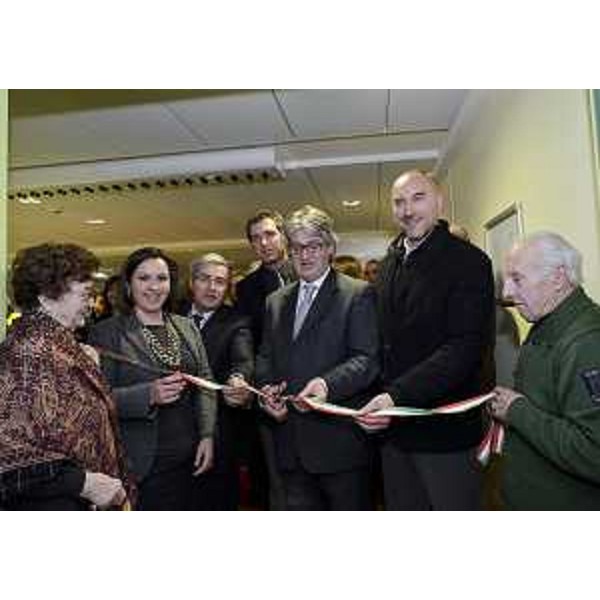Piera Beuzer (Presidente ASP), Pietro Fontanini (Presidente Provincia UD), Stefano Balloch (Sindaco Cividale), Renzo Tondo (Presidente Friuli Venezia Giulia) e Maurizio Franz (Presidente Consiglio regionale) all'inaugurazione dell'ala ristrutturata dell'ASP Casa per Anziani. (Cividale del Friuli 11/02/12)