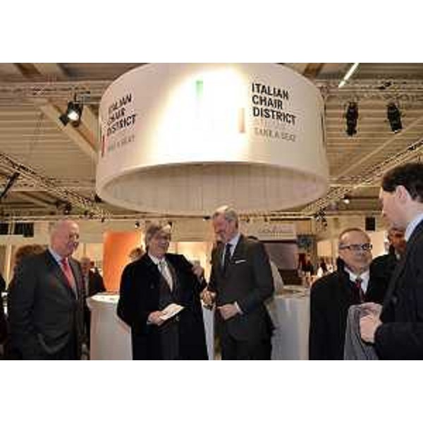 Alessandro Calligaris (Presidente Confindustria FVG), Renzo Tondo (Presidente Friuli Venezia Giulia) e Giusto Maurig (Presidente ASDI Distretto Sedia) all'inaugurazione di "Happy Business to You. Italian Contract & More", a PordenoneFiere. (Pordenone 15/02/12)