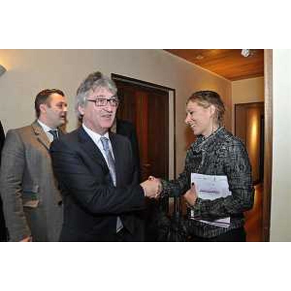 Renzo Tondo (Presidente Friuli Venezia Giulia) saluta Ana Hrustanovic (Ambasciatore Repubblica di Serbia in Italia). (Roma 16/02/12)