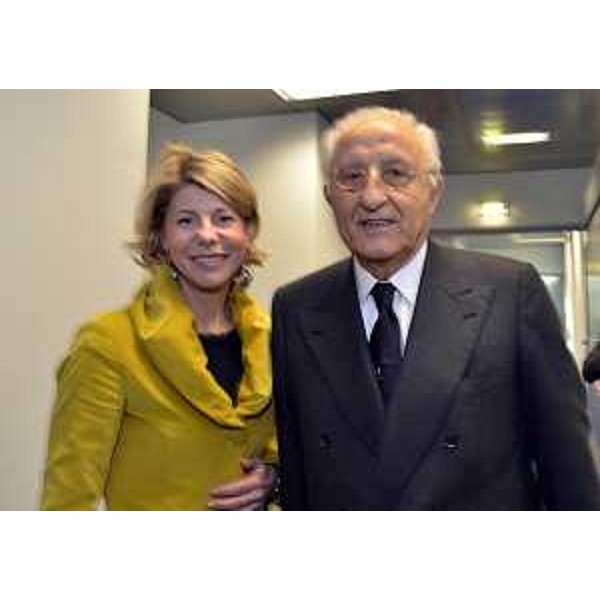 Federica Seganti (Assessore regionale Attività produttive) e Piero Gnudi (Ministro Affari regionali, Turismo e Sport) all'apertura dello stand del Friuli Venezia Giulia alla BIT-Borsa Internazionale Turismo. (Milano 16/02/12)