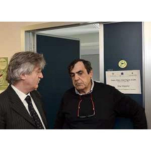 Renzo Tondo (Presidente Friuli venezia Giulia) e Claudio Tiribelli (Direttore Fondazione Italiana Fegato Onlus e Centro Clinico Studi Fegato) all'Ospedale di Cattinara. (Trieste 24/02/12)