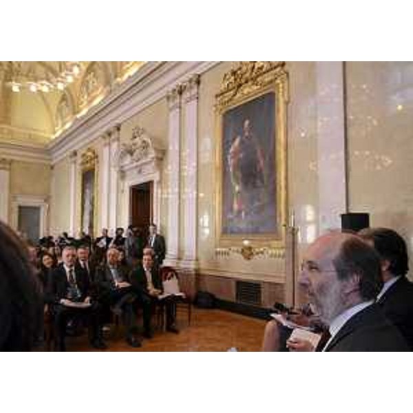 Riccardo Riccardi (Assessore regionale Infrastrutture, Mobilità, Pianificazione territoriale e Lavori pubblici) alla presentazione del "Borsino immobiliare", promosso dalla FIAIP (Federazione Italiana Agenti Immobiliari Professionali), nella sede della Regione. (Trieste 24/02/12)