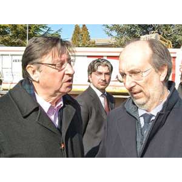 Giorgio Santuz (Presidente FVG Strade), Antonio Calligaris (Sindaco Fogliano Redipuglia) e Riccardo Riccardi (Assessore regionale Infrastrutture e Mobilità) visitano il cantiere della rotatoria. (Fogliano Redipuglia 28/02/12)