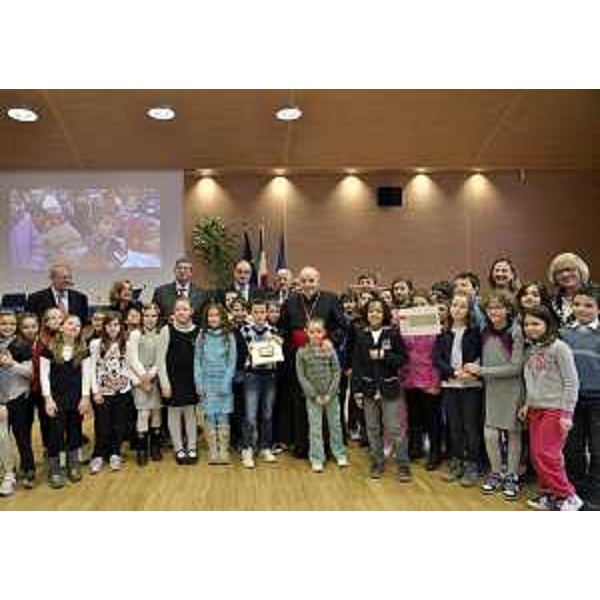 Il primo premio del Concorso Presepi agli scolari del Carducci di Udine, nell'Auditorium della sede regionale. (Udine 02/03/12)