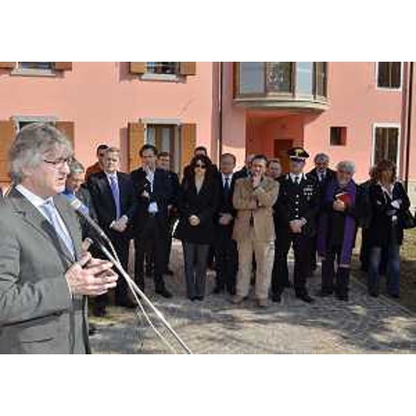 Renzo Tondo (Presidente Friuli Venezia Giulia) interviene all'inaugurazione dei lavori di ristrutturazione della sede municipale. (Bicinicco 03/03/12)