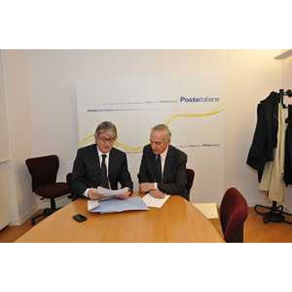 Renzo Tondo (Presidente Friuli Venezia Giulia) incontra Massimo Sarmi (Amministratore delegato Poste Italiane). (Roma 06/03/12)