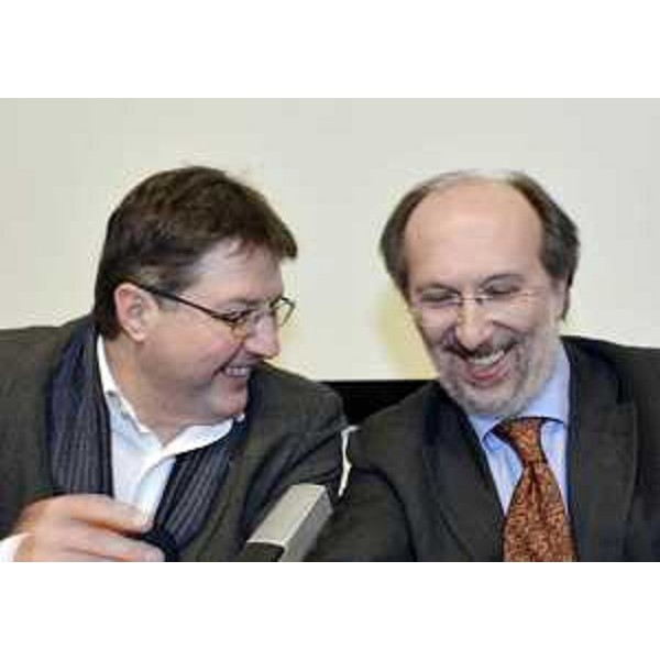 Enrico Gherghetta (Presidente Provincia Gorizia) e Riccardo Riccardi (Assessore regionale Infrastrutture) alla riunione del Patto per lo sviluppo dell'Isontino allargata alla Consulta economica provinciale. (Gorizia 08/03/12)