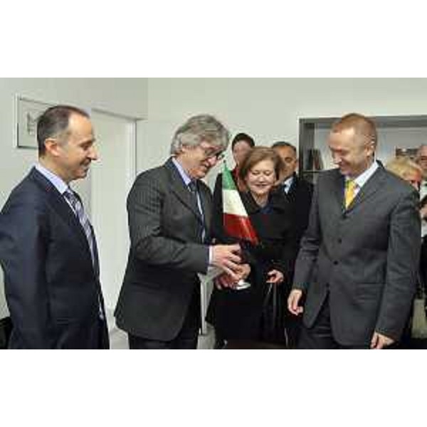 Renzo Tondo (Presidente Friuli Venezia Giulia) e Bojan Pajtic (Presidente Provincia Autonoma di Vojvodina) all'inaugurazione di "Casa FVG in Vojvodina", ufficio di collegamento gestito da Informest e ospitato dal Governo della Provincia Autonoma di Vojvodina. (Novi Sad 13/03/12)