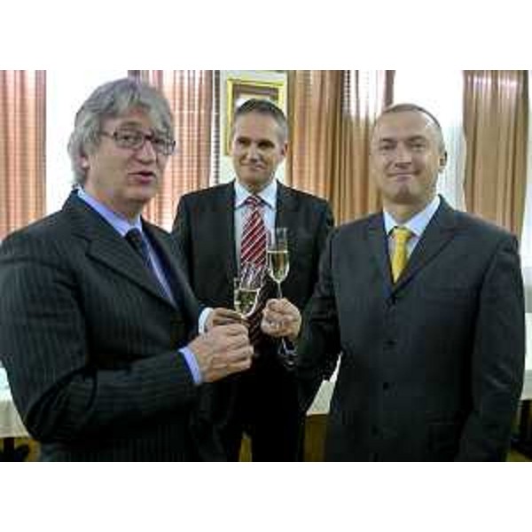 Renzo Tondo (Presidente Friuli Venezia Giulia) e Bojan Pajtic (Presidente Provincia Autonoma di Vojvodina) all'inaugurazione di "Casa FVG in Vojvodina", ufficio di collegamento gestito da Informest e ospitato dal Governo della Provincia Autonoma di Vojvodina. (Novi Sad 13/03/12)