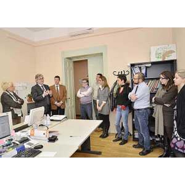 Renzo Tondo (Presidente Friuli Venezia Giulia) nella sede centrale di Informest, Agenzia per l'internazionalizzazione delle imprese del FVG, con Silvia Acerbi (Presidente Informest). (Gorizia 14/03/12)